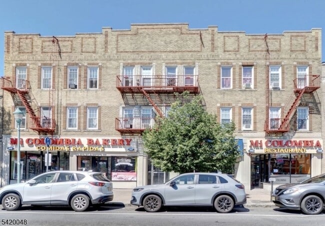 Building Photo - 138 Elmora Ave Unit 12