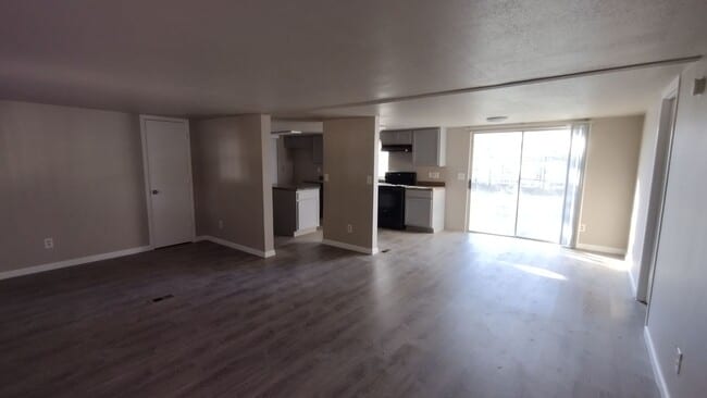 Photo - Large 4 Bedroom 2 Bath Home in Granbury - Indian Harbor