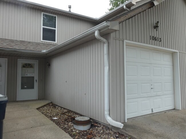Building Photo - 10613 N Locust Ct Rental