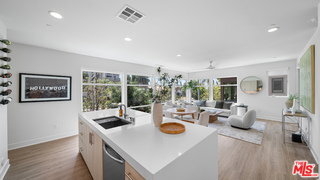 Photo - 2111 N Cahuenga Blvd