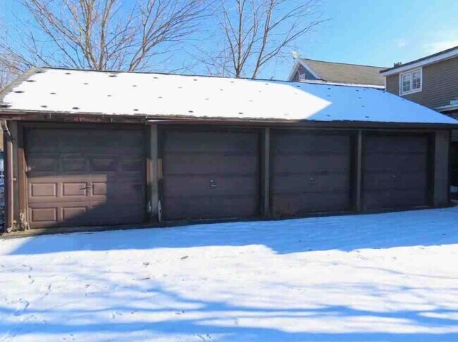 Photo - 3 9th St Unit # 2