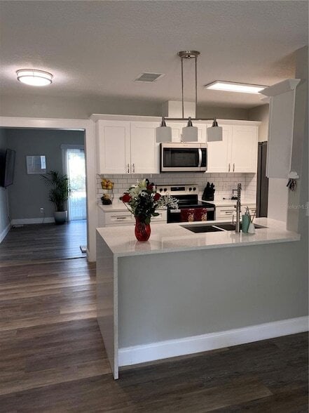 Photo - 7014 Glenview Dr