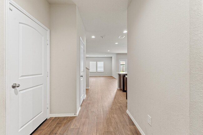 Photo - 21143 Waze Lewis Dr