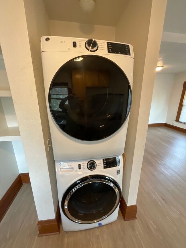 Photo - 2110 Grove Cir W Unit Top