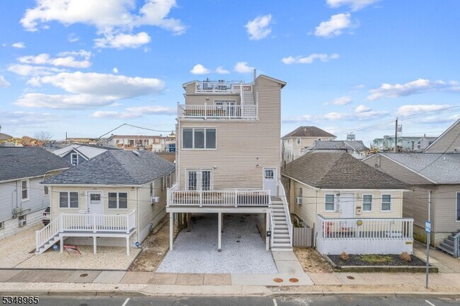 Photo - 129 Franklin Ave Apartment Unit A&B