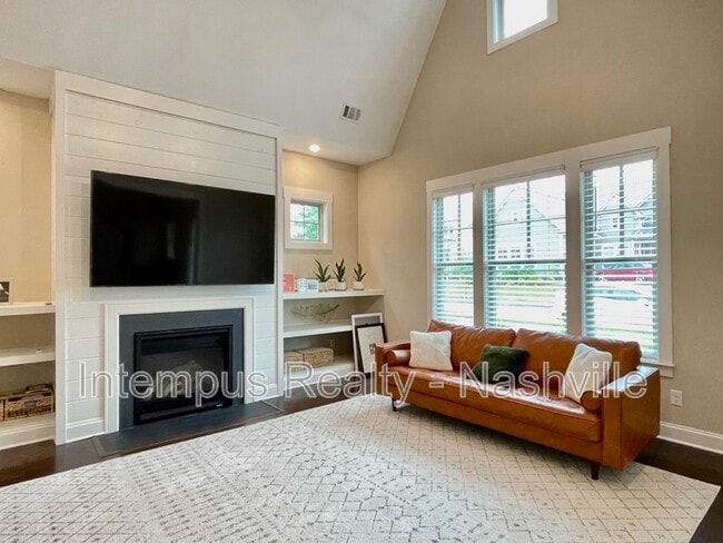 Photo - 2856 Americus Dr