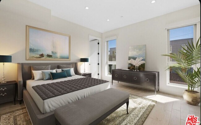 Photo - 1654 Greenfield Ave Unit 301