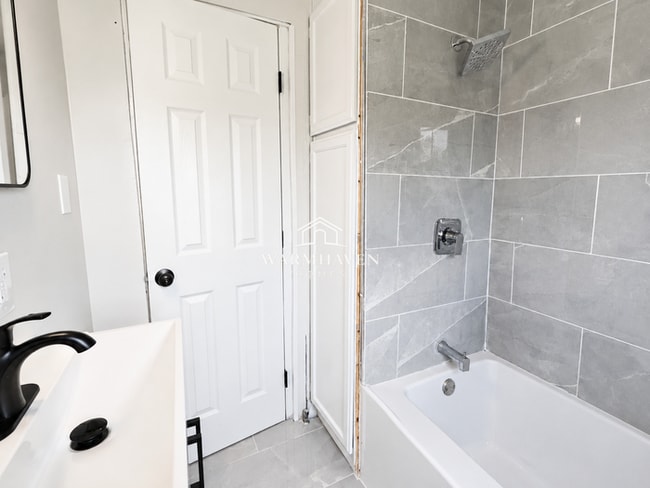 Photo - 1206 Diagonal Rd