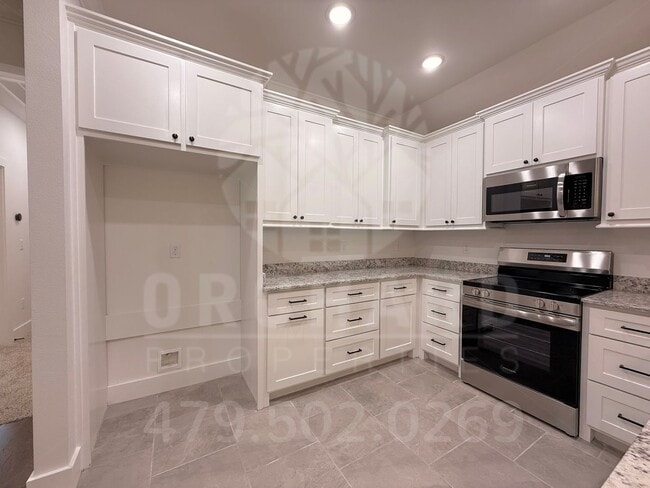 Photo - 12 Kinross Dr