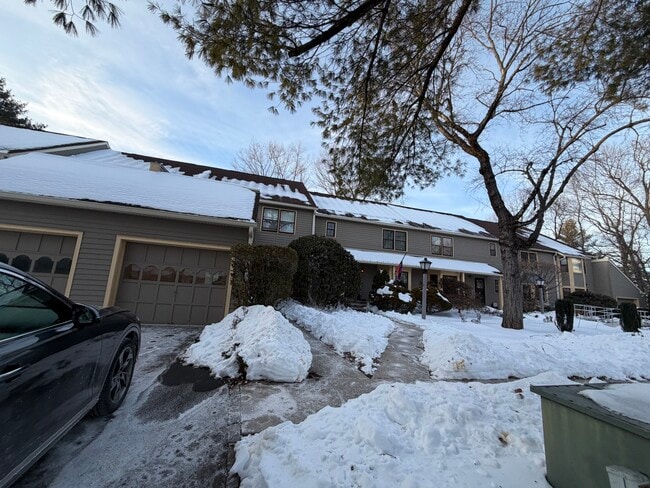 Photo - 107 Provincetown Ct