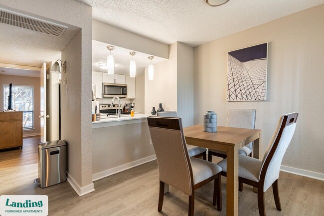 Photo - 711 Brentford Pl Unidad 116