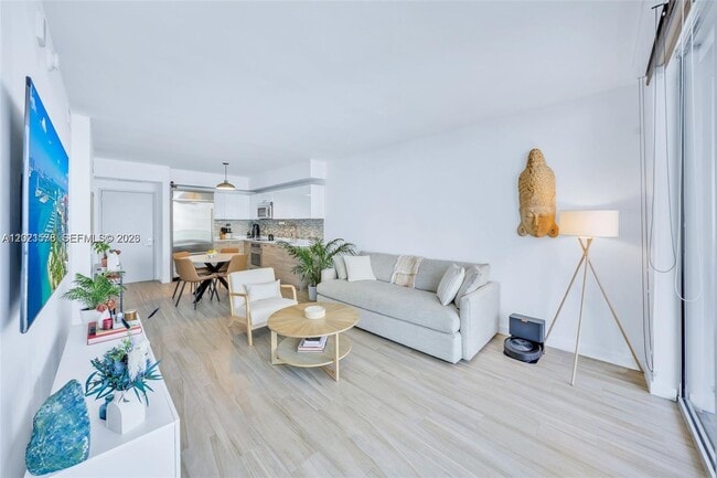 Photo - 1300 Brickell Bay Dr Unit 2104