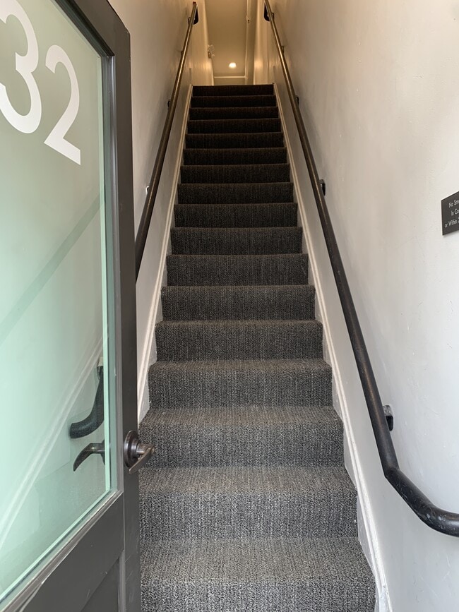 Photo - 32 E Court St