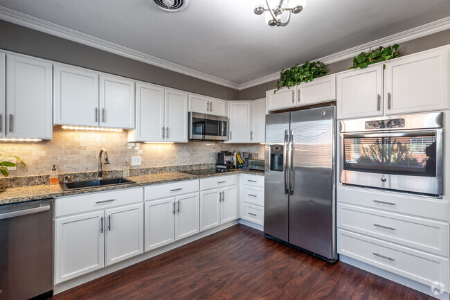 Interior Photo - Blair House Apartments