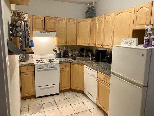 Photo - 100 Brainerd Rd