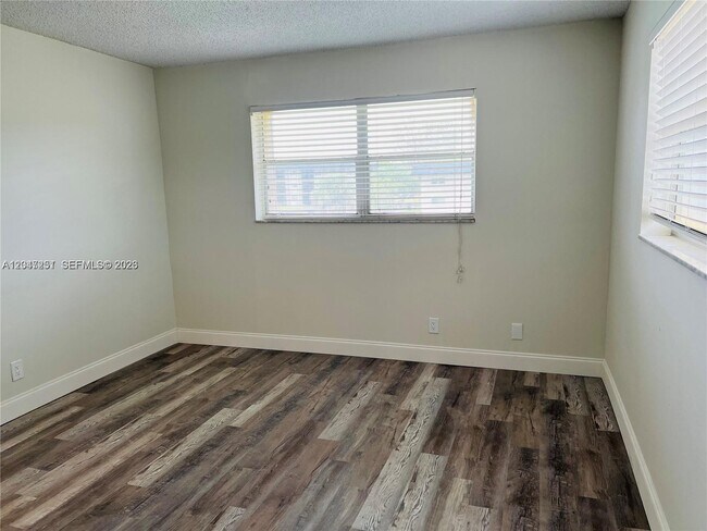 8025 S Colony Cir Unit 210