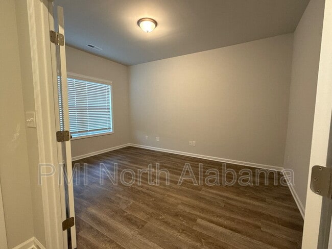 Photo - 102 Ranna Dr