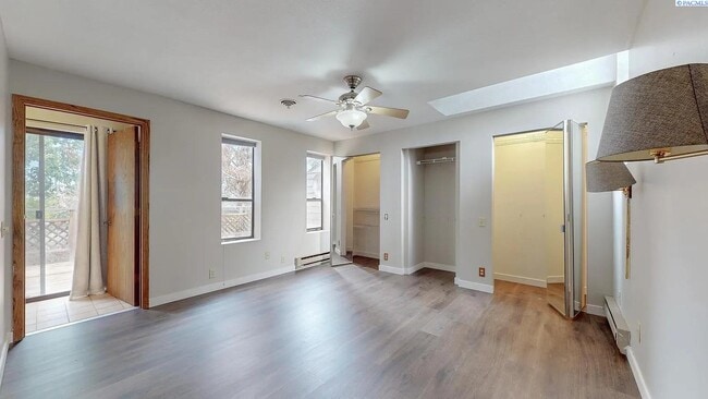 Photo - 3 bedroom, 3 bath home in Kennewick