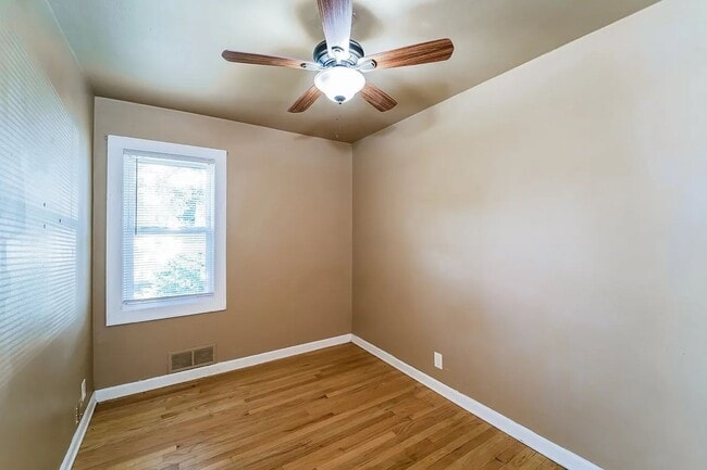 Photo - 3532 N 87th St