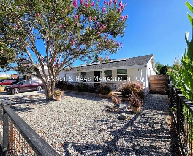 Building Photo - 7939 Quill Dr Rental