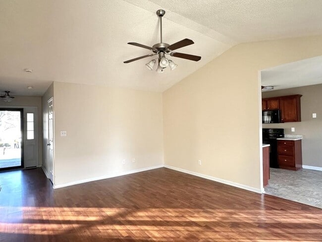 Photo - 4418 Clifton Dr