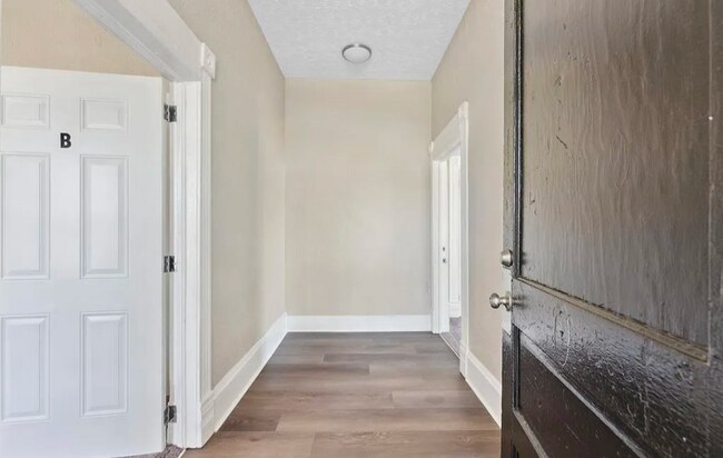 Photo - 2905 12th Ave