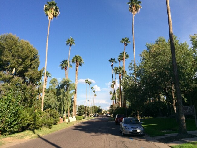 Building Photo - 31 W Pasadena Ave Unit 3