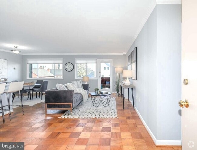 Building Photo - 1830 Columbia Pike Unit 207A Rental