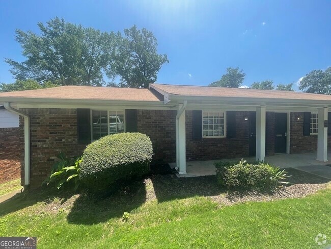 Building Photo - 140 Mount Zion Rd Rental