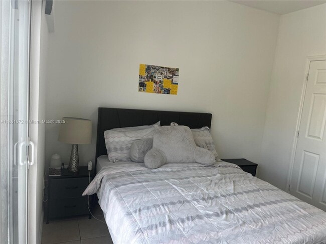 Photo - 1020 SW 4th St Apartment Unit 106