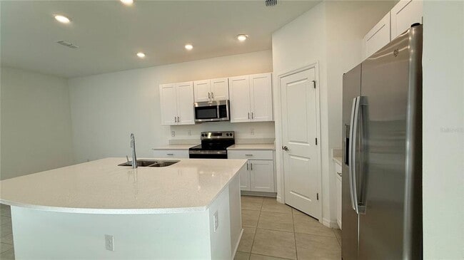 Photo - 3006 Canary Ave