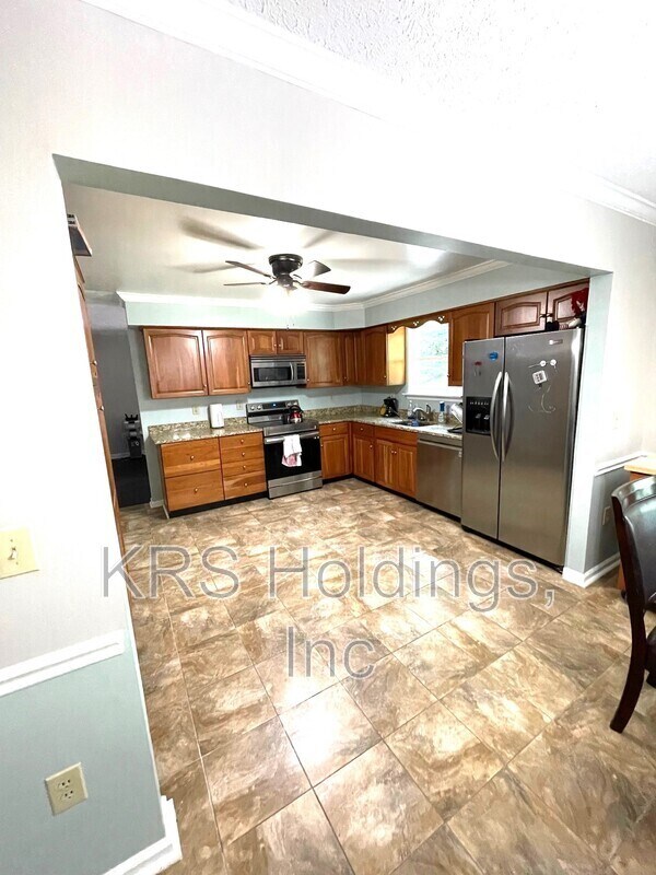 Photo - 18215 Linton Ct