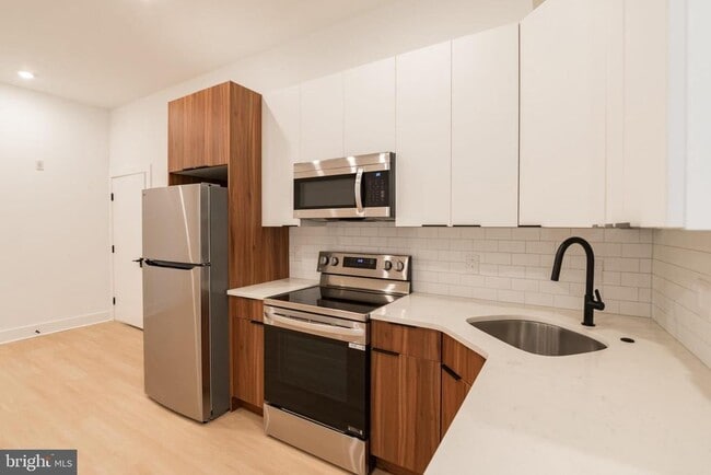 Photo - 4408 Lancaster Ave Unit 203