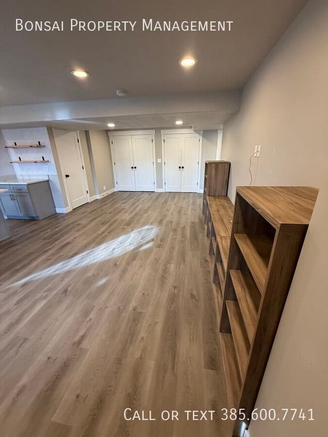 Photo - 1489 W Stone Gate Dr