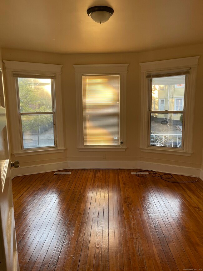 9 Maltby Pl Apartment New Haven, CT