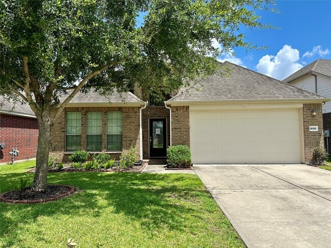 Building Photo - 25323 Lisburn Dr