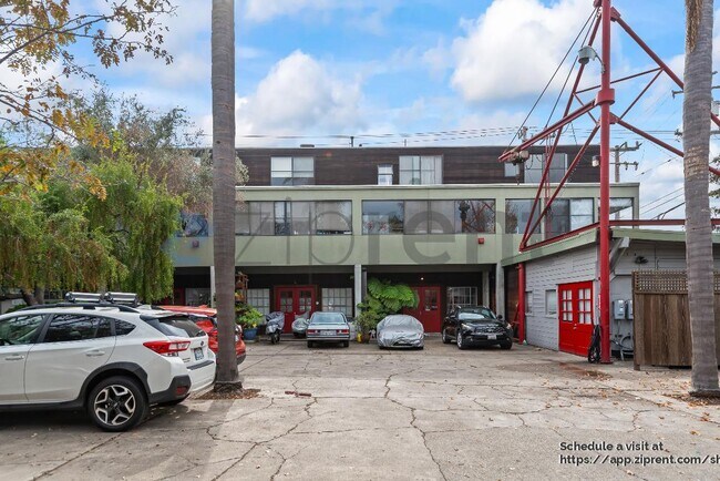 Photo - 3016 Filbert St