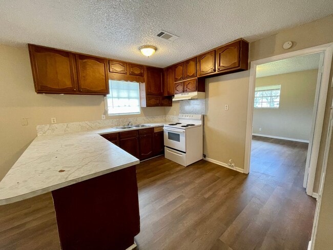 Photo - 2821 Pearl Ave Unit 2821 Pearl-RTR 10/29