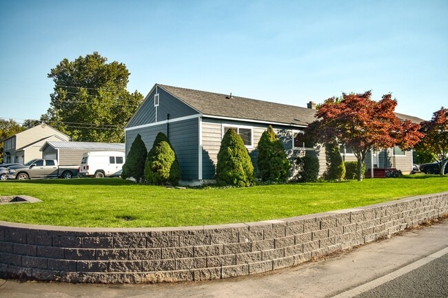 Photo - McPherson Duplex Unit 1126