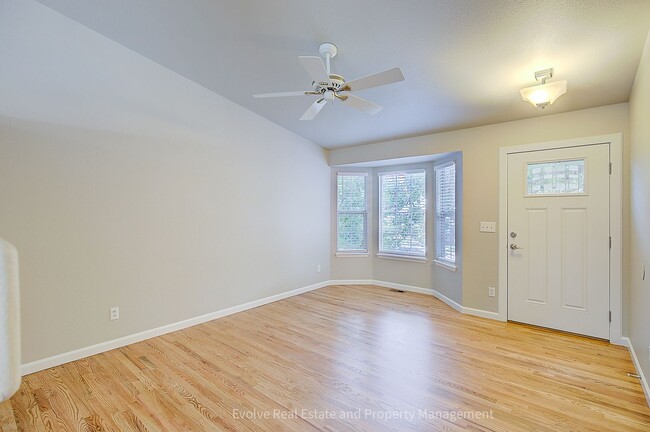 Photo - 9641 Cove Creek Dr