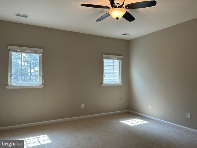 Photo - 45901 Peach Oak Terrace