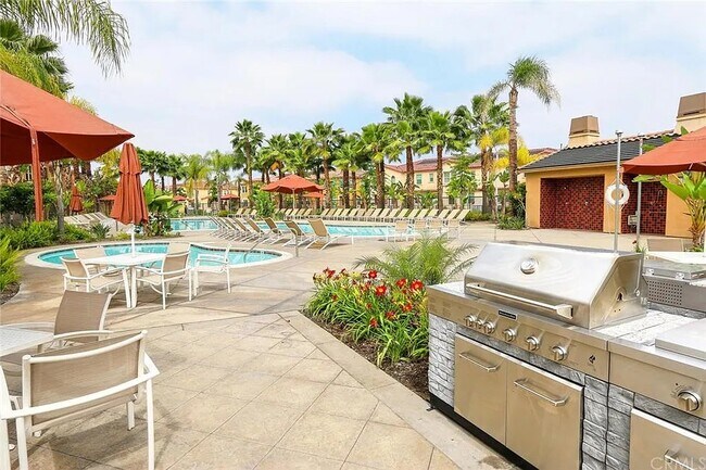 12451 Garden Pky