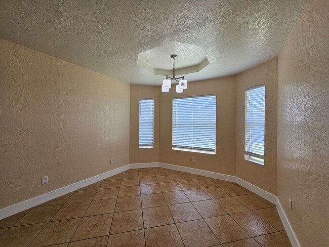 Photo - HHUGE RENT REDUCTION  - AVAILABLE NOW & READY FOR MOVE-IN!