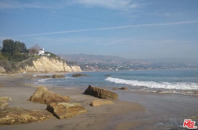 Photo - 29202 Heathercliff Rd