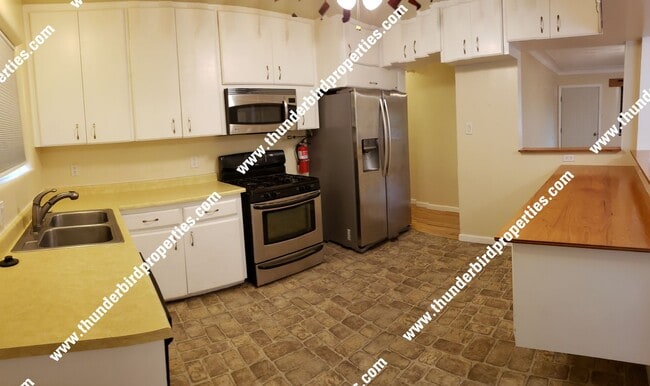 Photo - Nice 3 Bedroom, 2 Bathroom, 2 Car Garage and 1,360 Sq Ft. Brick Home in NE Heights.