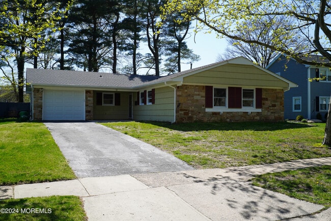 Building Photo - 20 Ivy Hill Dr Rental