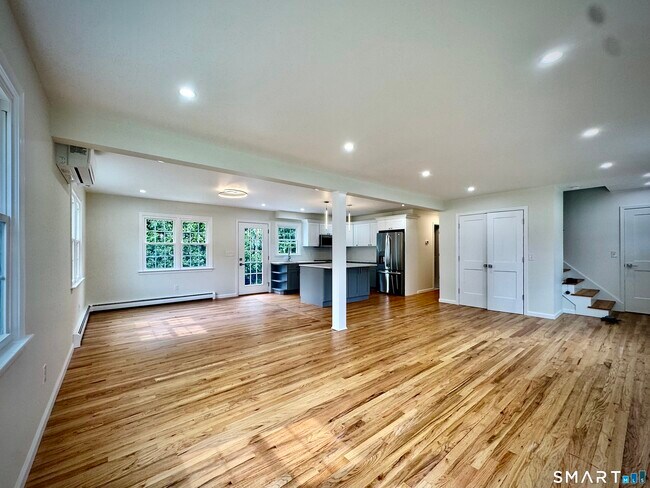Photo - 38 Pepperbush Ln
