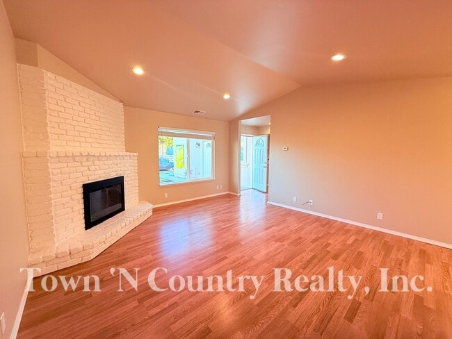 Photo - 1720 Cherokee Dr Unit Main House