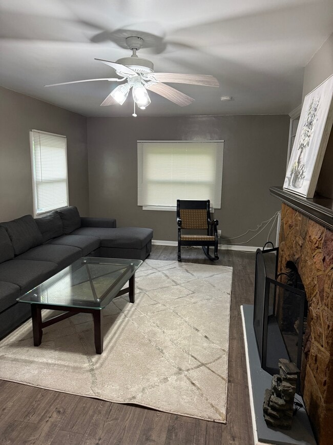 Photo - 144 Spring Grove Rd