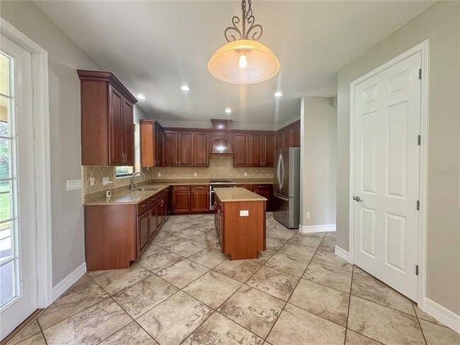 Photo - 20318 Chestnut Grove Dr